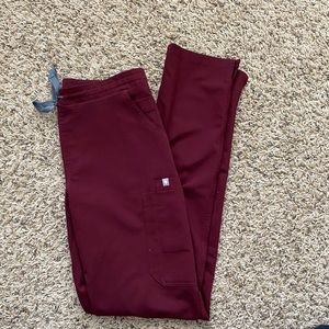 Yola Burgundy Figs Scrub Pants SMALL/TALL